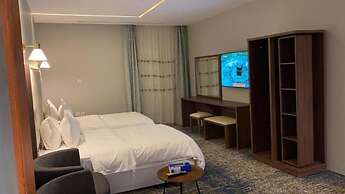 ROOMS HOTEL
