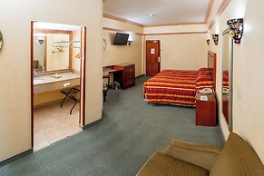 Los Cedros Hotel Inn Delicias