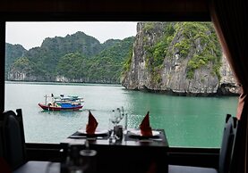 La Pandora Boutique Cruise