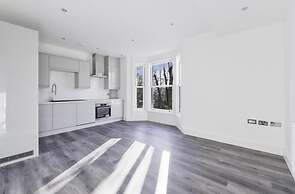 Luxury Self-contained 2-bedroom Duplex Apartment