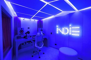 Indie Universe Creative Hotel