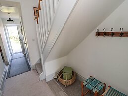 9 Station Cottages