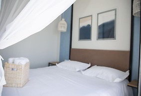 Silence hotel
