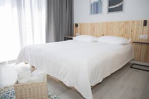 Silence hotel