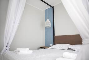 Silence hotel