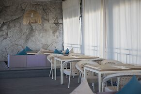 Silence hotel