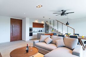 Panoramic By Alegria Rentals and Sandy Powerful