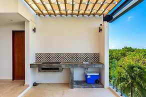 Panoramic By Alegria Rentals and Sandy Powerful