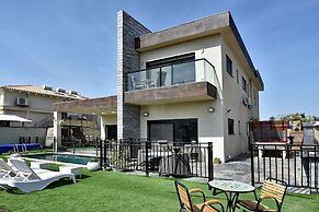 Villa Victoria Kalanit