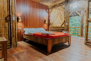 Piranha EcoLodge