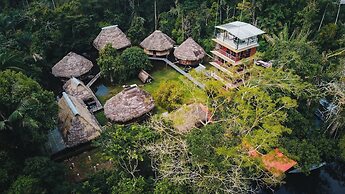 Piranha EcoLodge