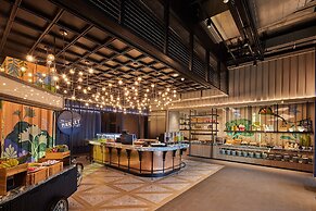Eastin Grand Hotel Phayathai