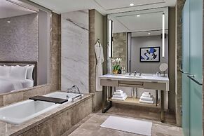 The St. Regis Chicago