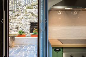 Feel Discovery Homes in Douro
