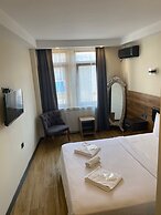 Deta Port Hotel