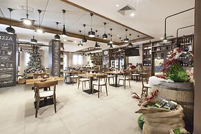 BHotel