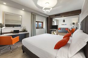 BHotel