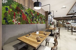 BHotel