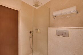 Lemon Tree Hotel, Noida