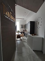 Twin Towers Naples Luxury
