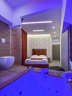 Twin Towers Naples Luxury