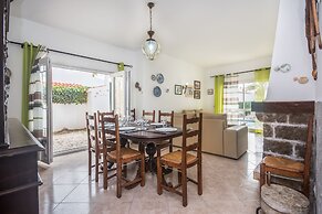 Oura Villa V3