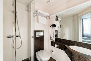 Rugs Hotel Augsburg, Trademark Collection by Wyndham