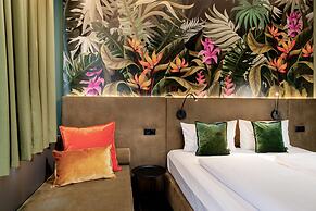 Rugs Hotel Augsburg, Trademark Collection by Wyndham