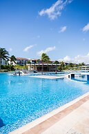 Stunning Ocean Front By Condo Boutique