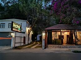 Hotel del Bosque Panajachel