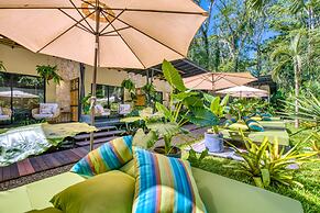 Exōtico Beach Hotel