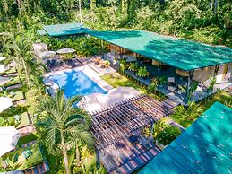 Exōtico Beach Hotel