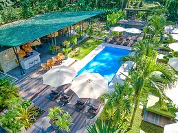 Exōtico Beach Hotel