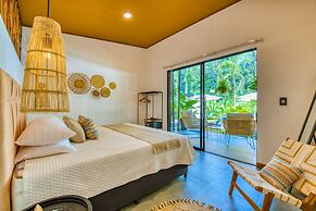 Exōtico Beach Hotel