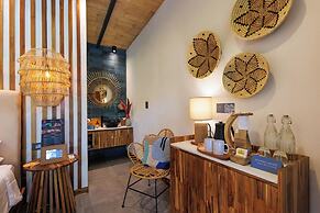 Exōtico Beach Hotel