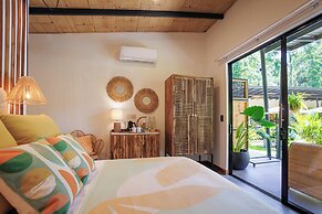 Exōtico Beach Hotel