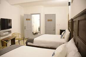 Hostal Marina Samana