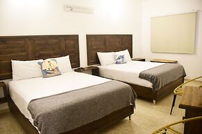 Hostal Marina Samana