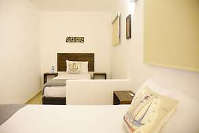 Hostal Marina Samana