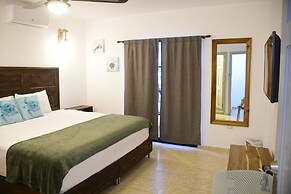 Hostal Marina Samana