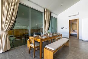 Large Private Pool Villa with 7 BR 7B
