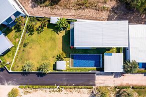 Modern 3 bedroom Pool Villa PG19