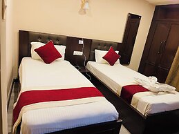 Hotel Lotus Grand