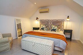 Shelbourne Boutique Lodge