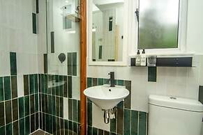 Shelbourne Boutique Lodge