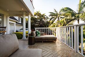 Shelbourne Boutique Lodge