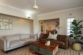 Shelbourne Boutique Lodge