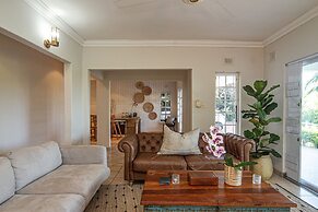 Shelbourne Boutique Lodge