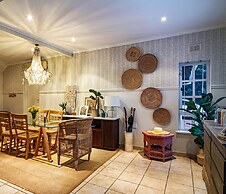 Shelbourne Boutique Lodge