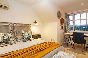 Shelbourne Boutique Lodge